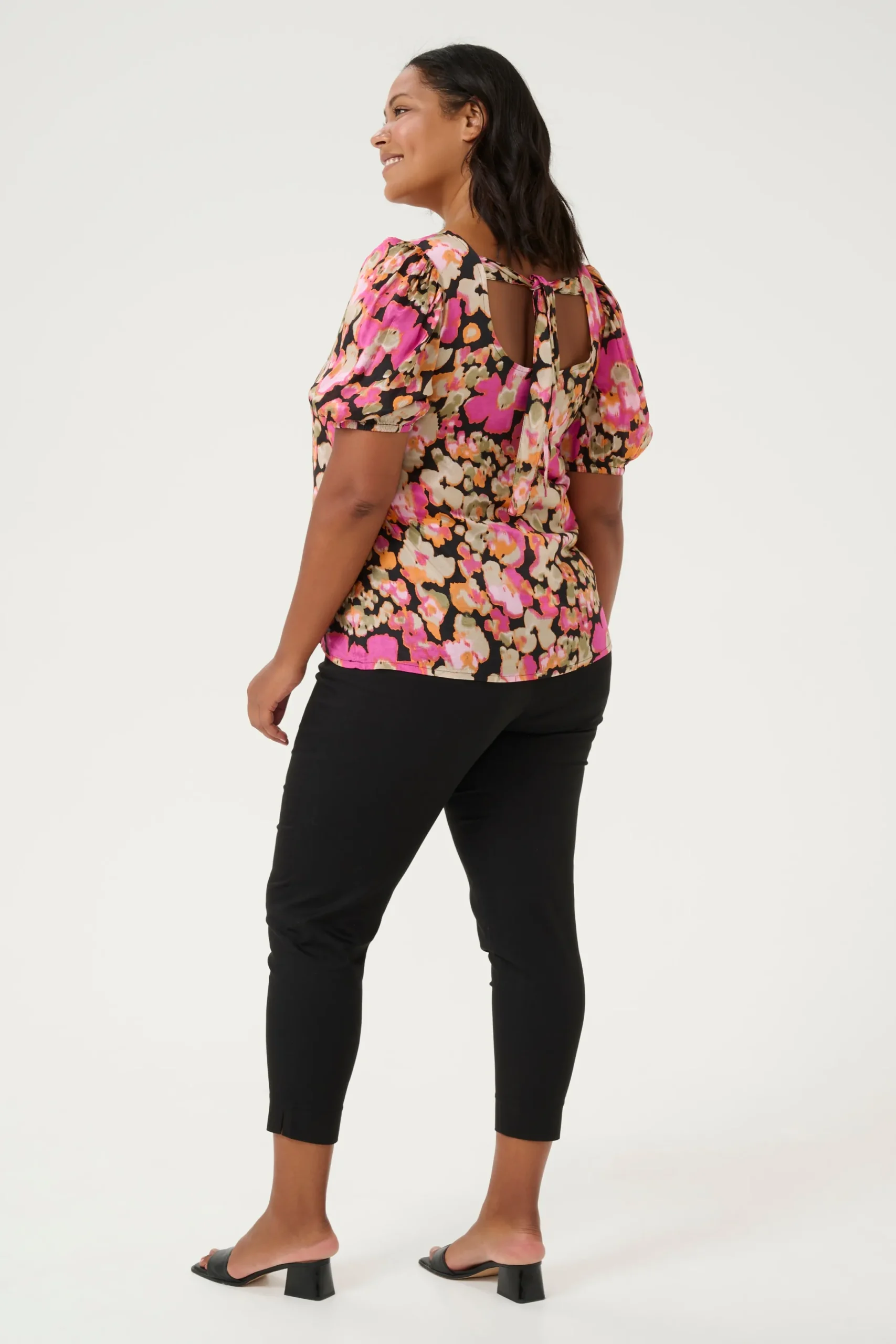 KCnatalia Blouse