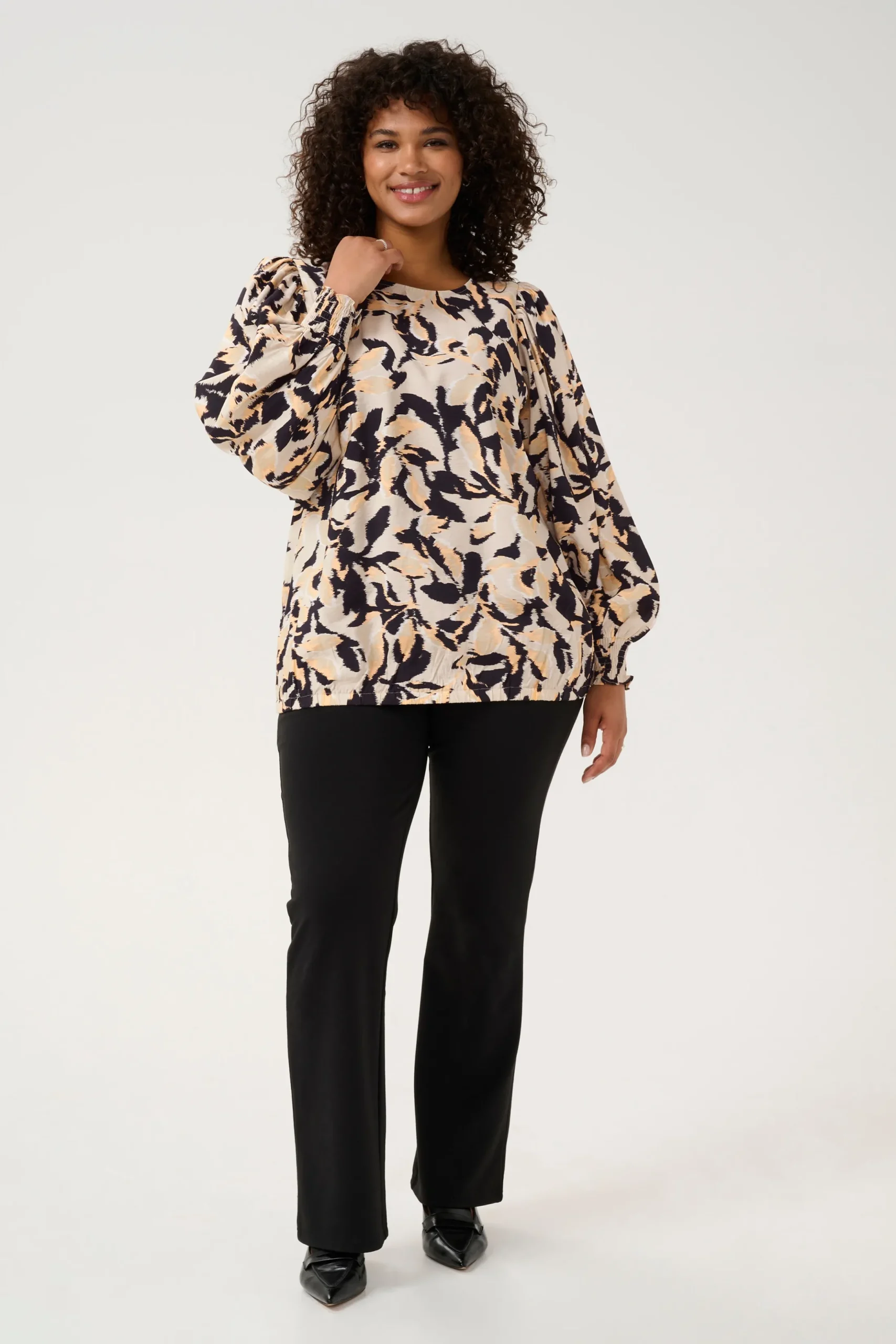 KCpaca Blouse