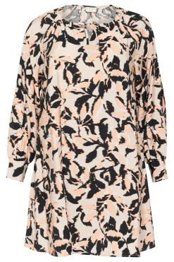 KCpaca Dress