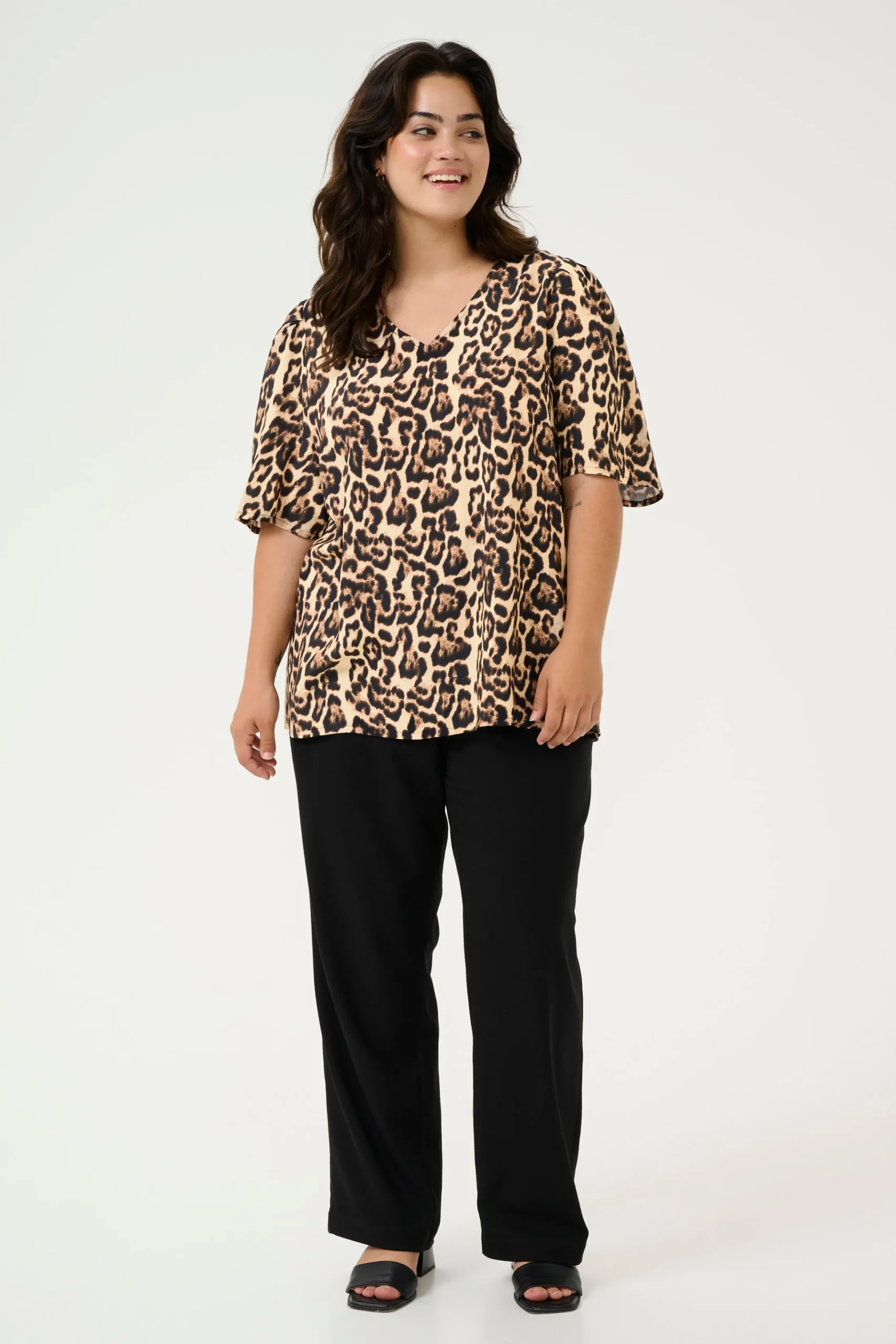 KCperla Blouse