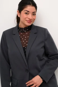 KCsakira Blazer