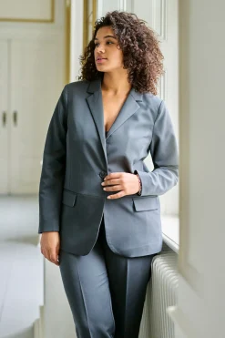 KCsakira Blazer