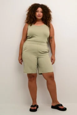 KCsakira Shorts