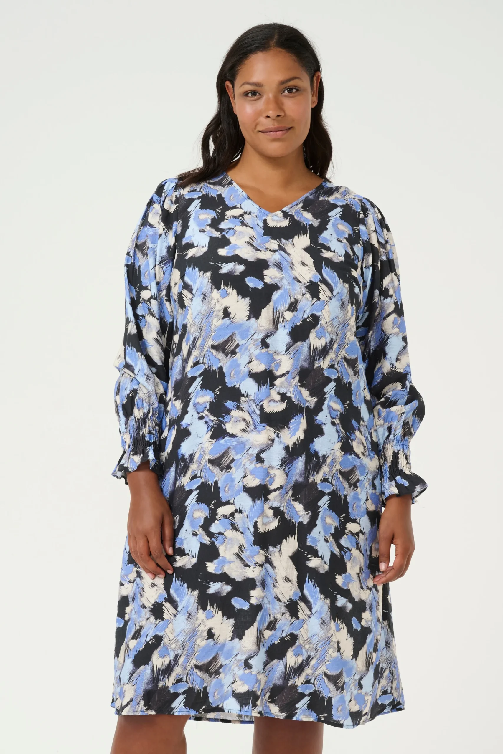 KCtoria Dress