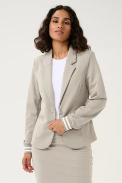 Kinnie Blazer