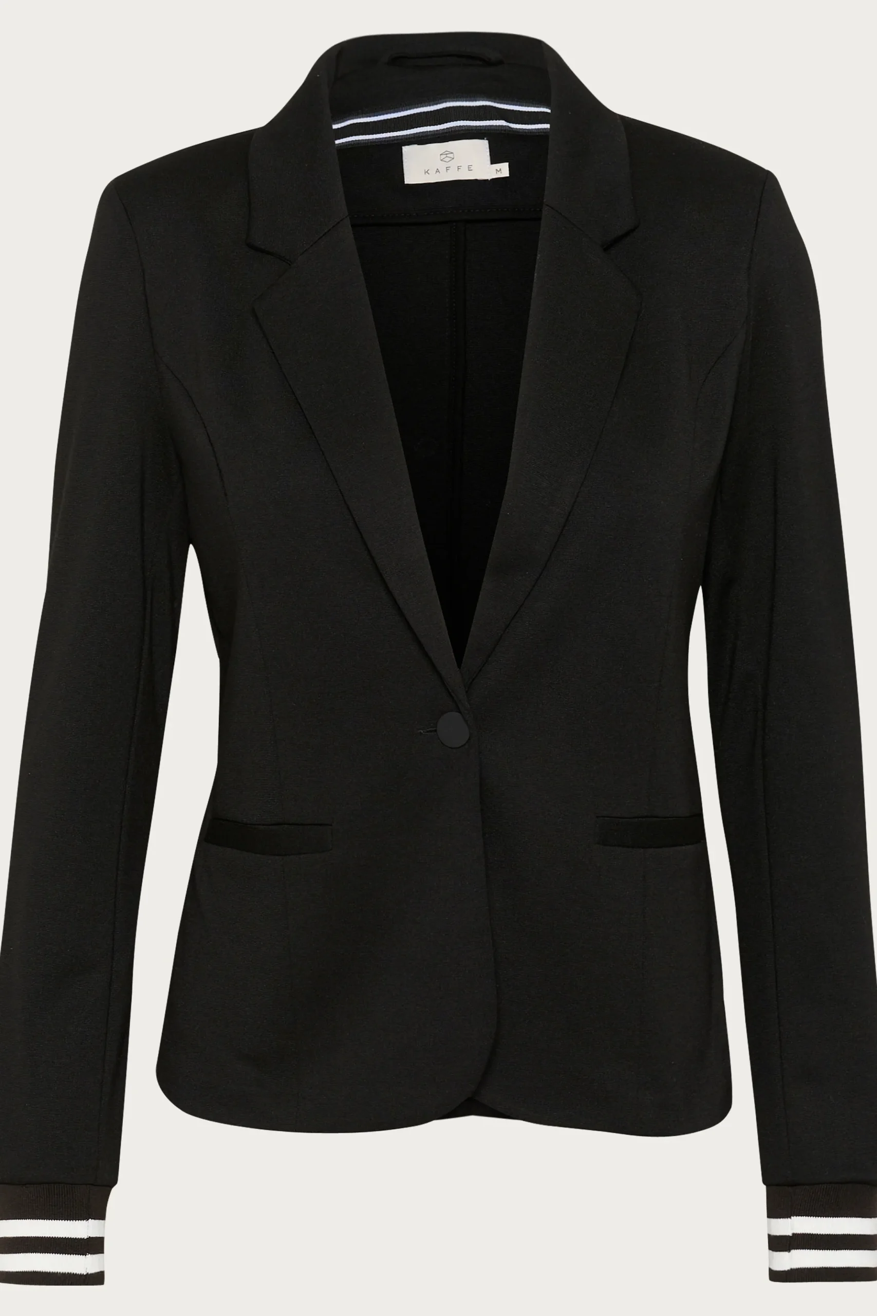 Kinnie Blazer