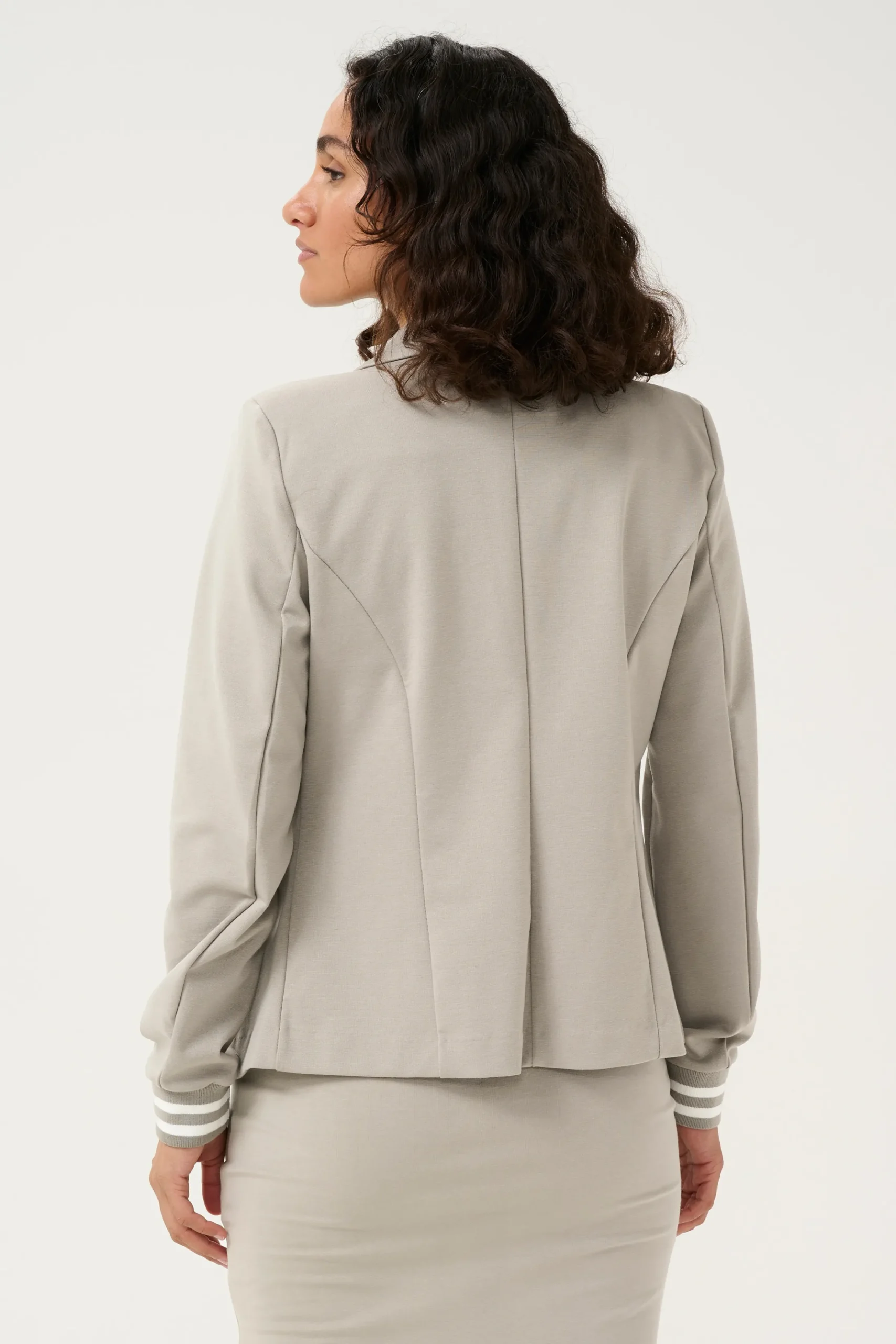 Kinnie Blazer