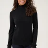 Knit pullover