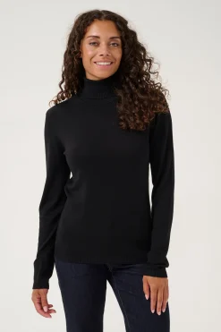 Knit pullover