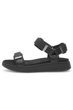 Line Sandal