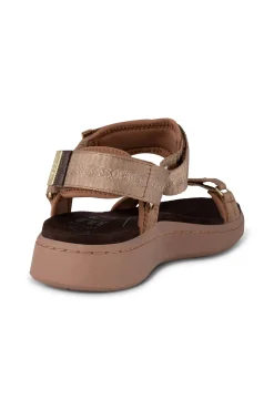 Line Sandal