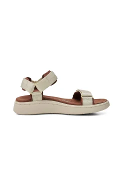 Line Sandal