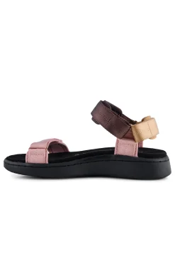 Line Sandal