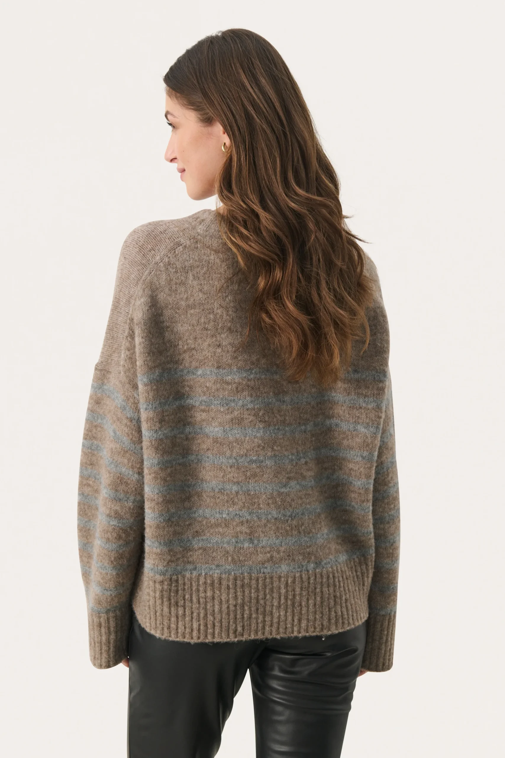 LulyaPW Pullover