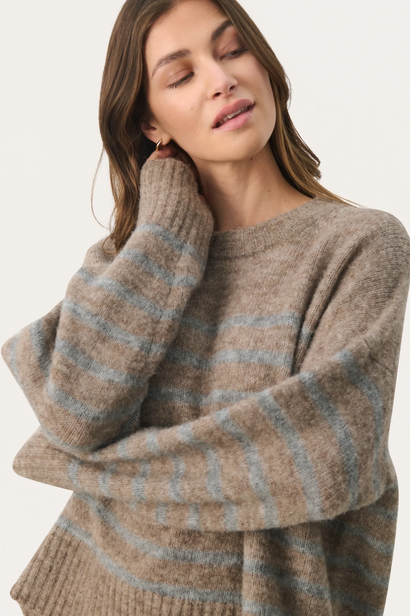 LulyaPW Pullover