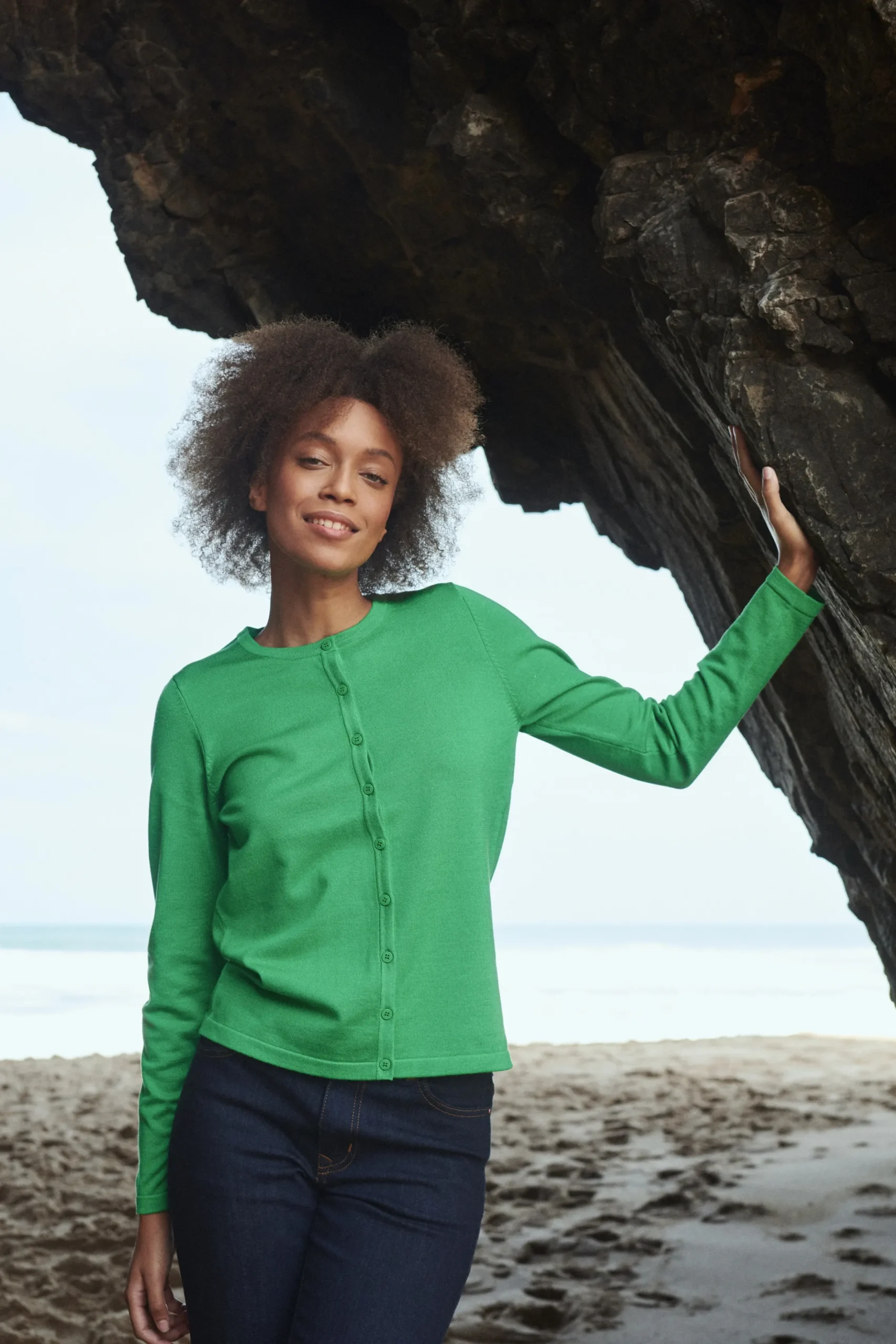 MilaSZ R-Neck Cardigan