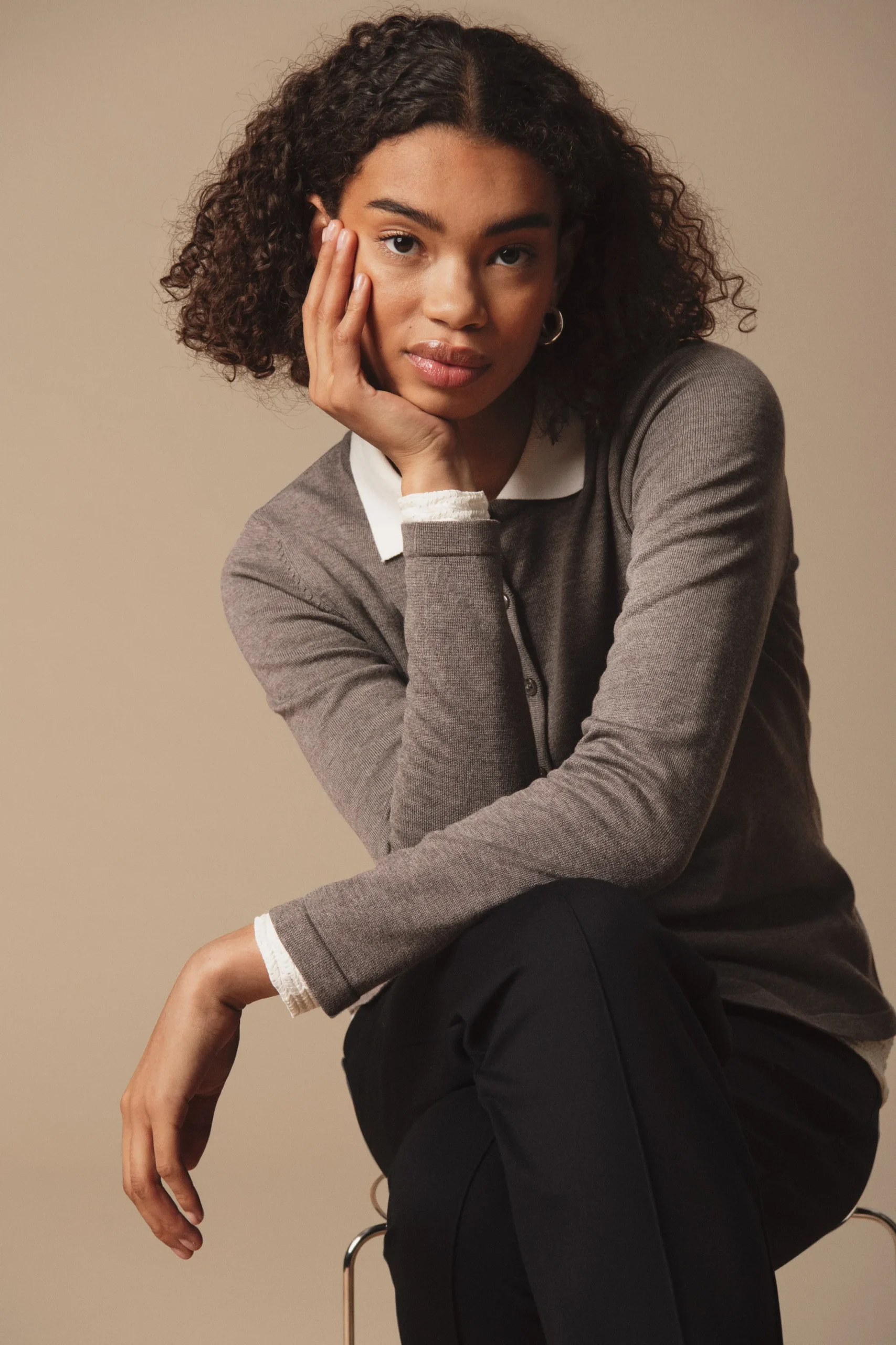MilaSZ R-Neck Cardigan