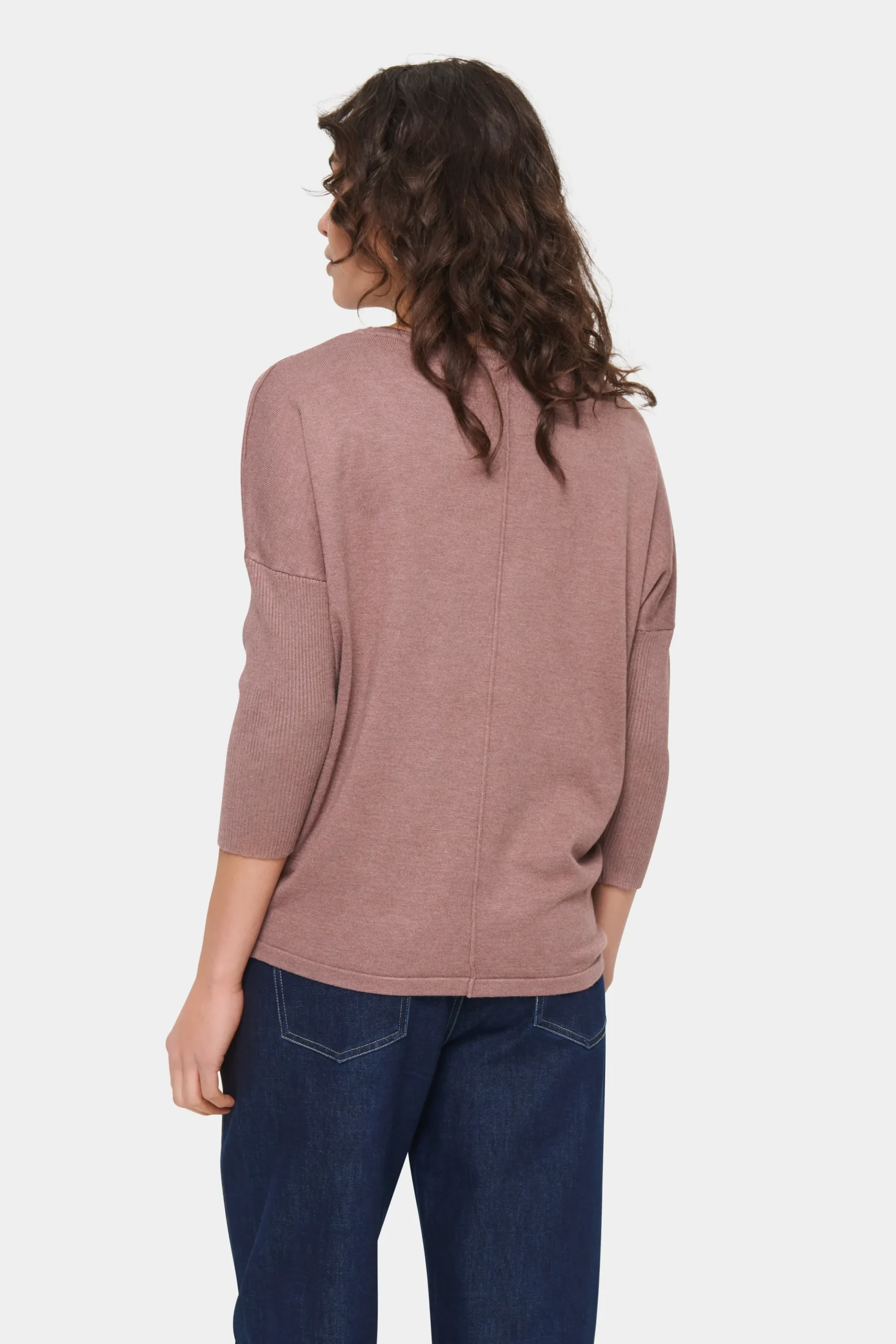 MilaSZ R-Neck Pullover