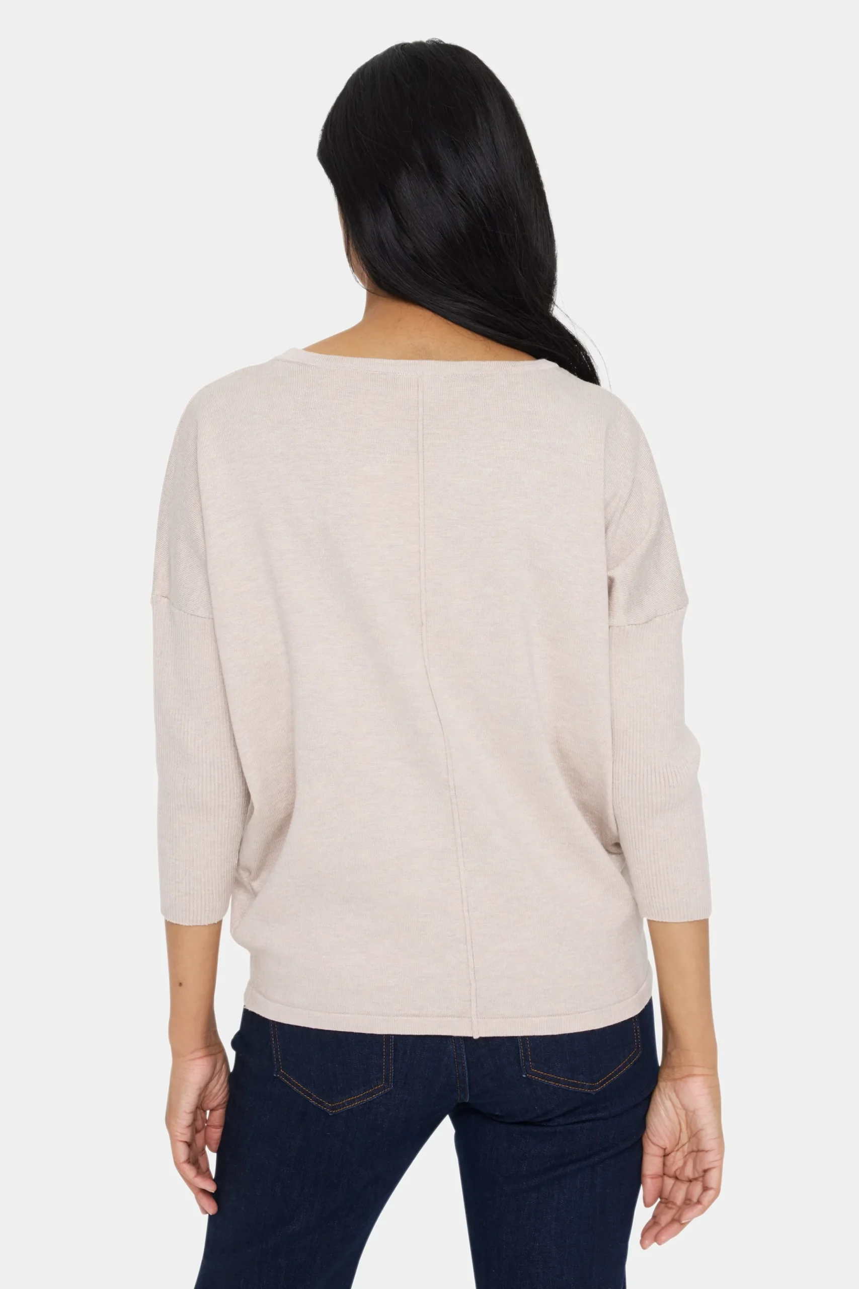 MilaSZ R-Neck Pullover