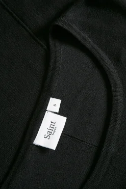 MilaSZ R-Neck Pullover