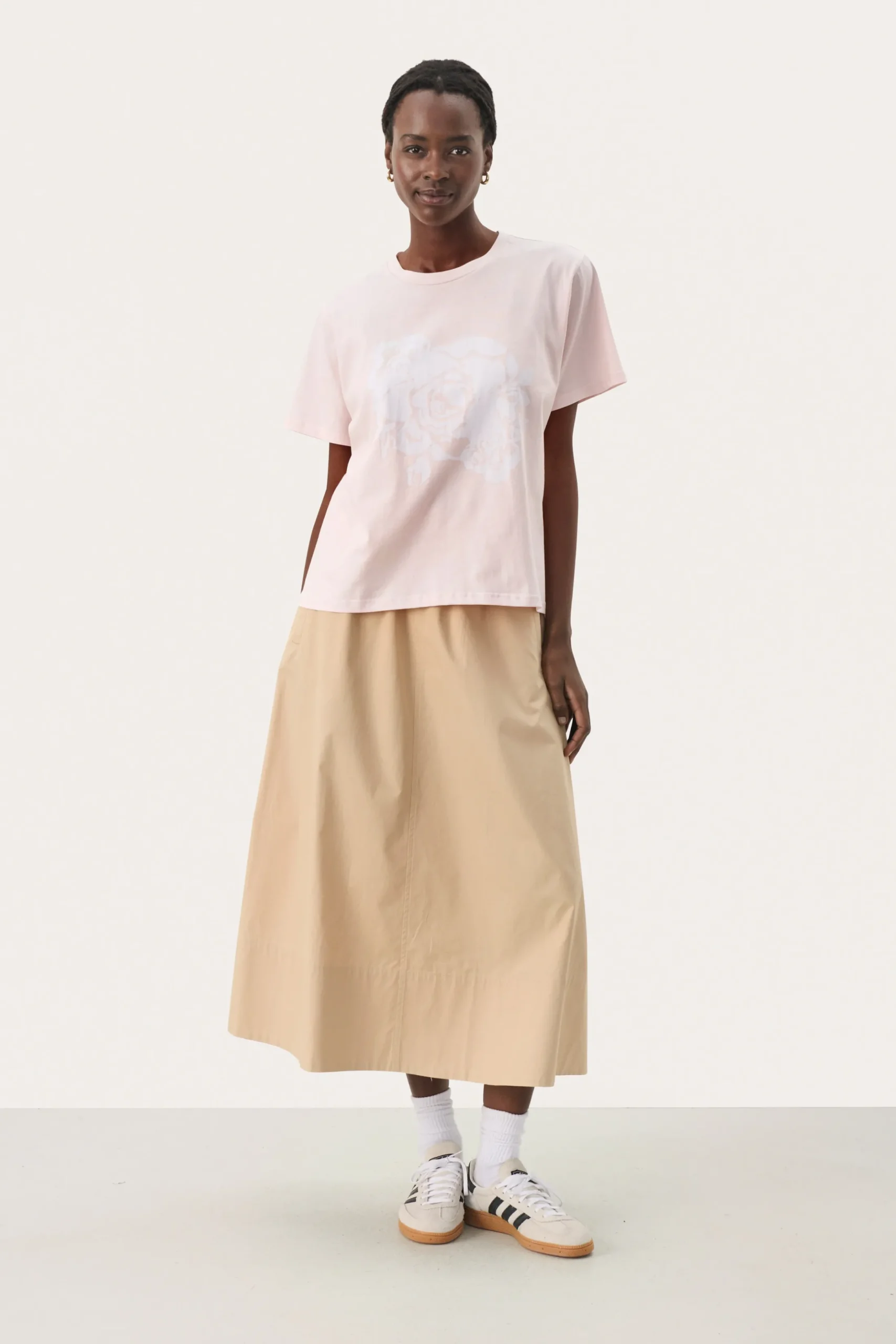 NahidPW T-shirt