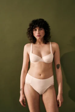 NaturalSpotlight Bra