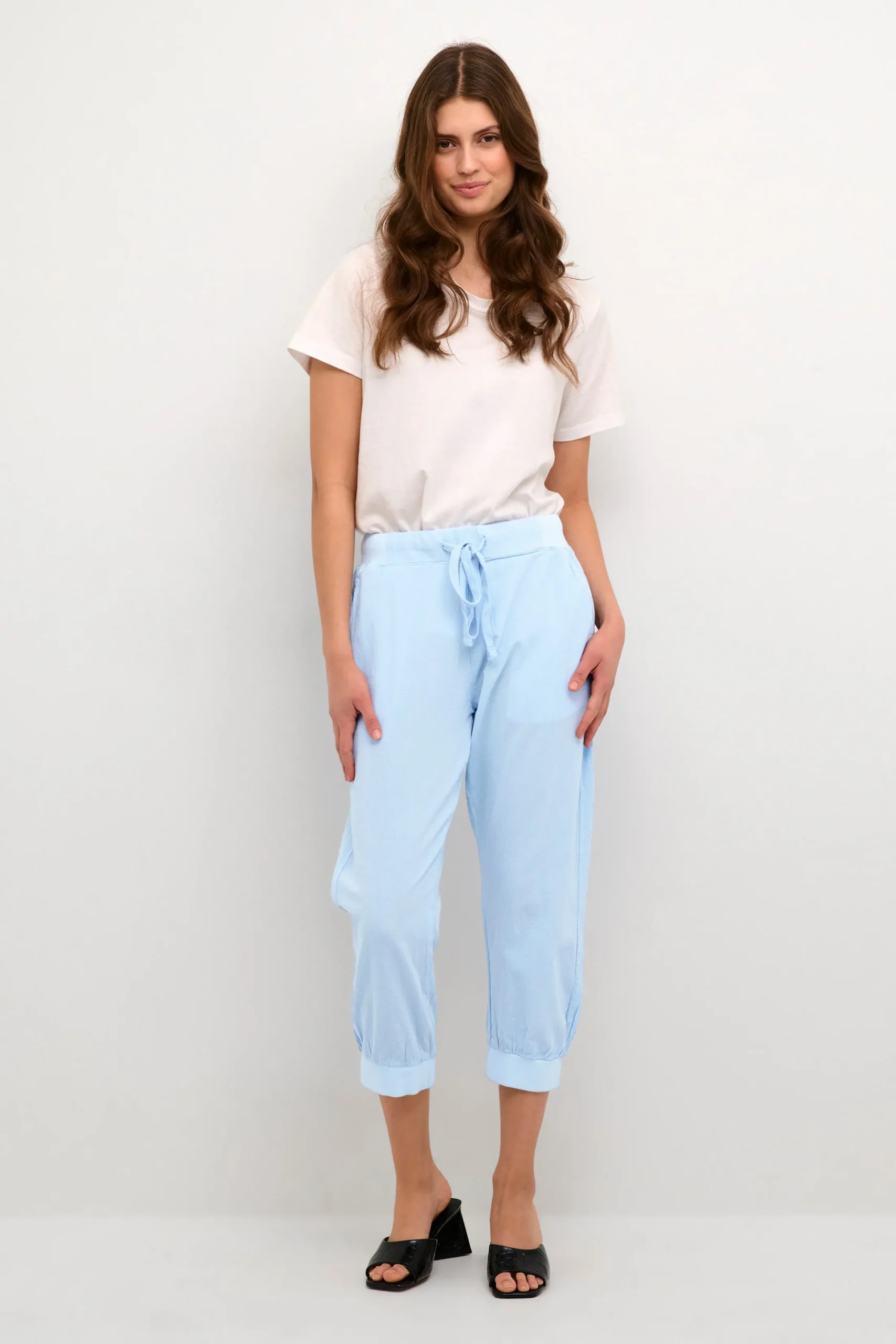 Naya Capri pants
