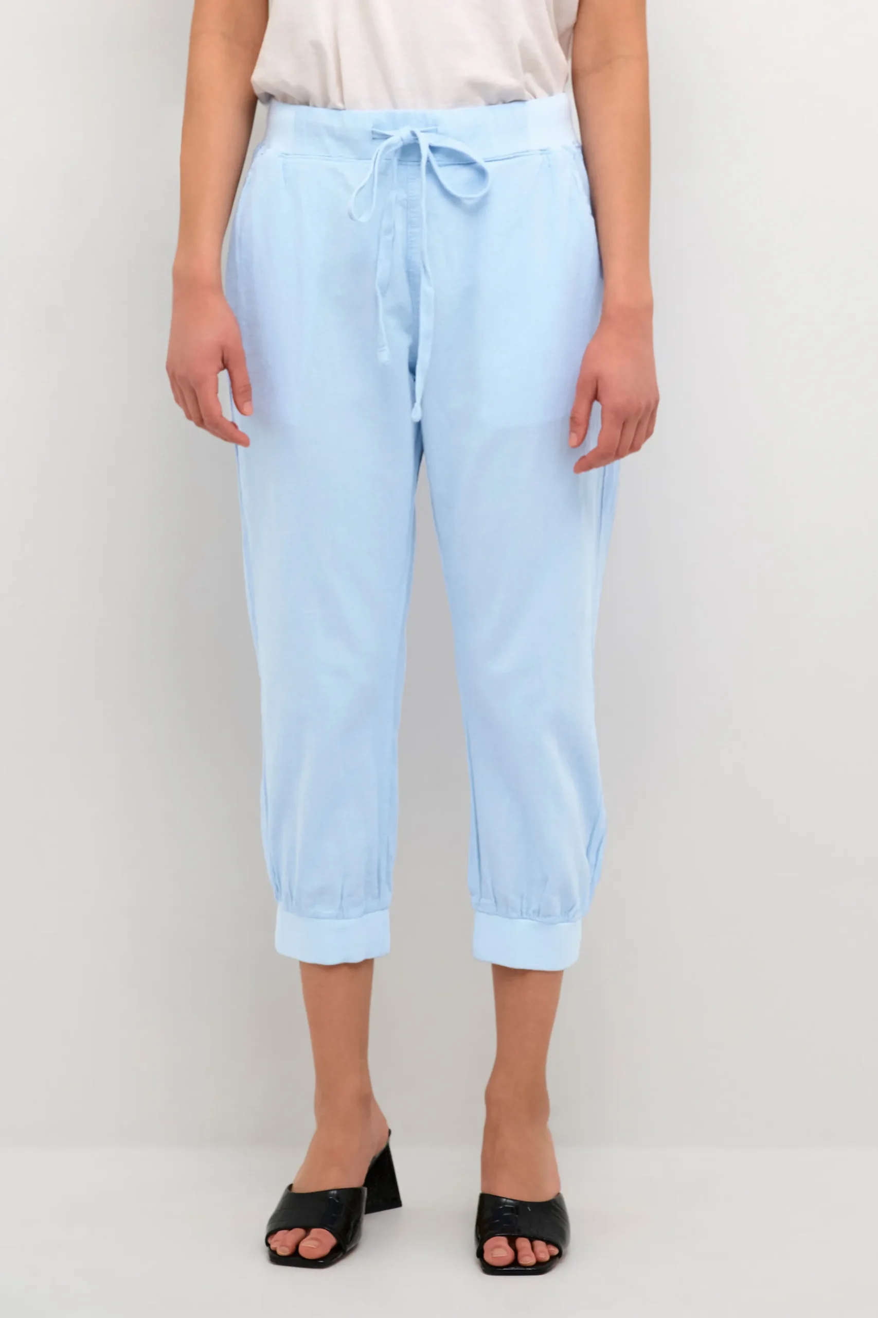 Naya Capri pants