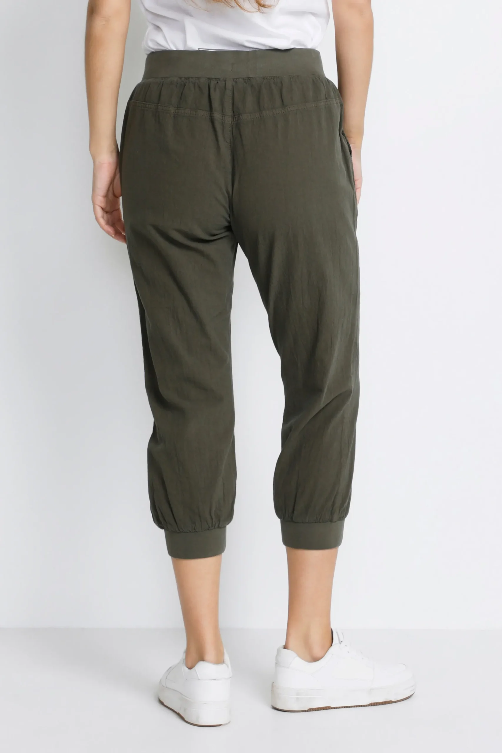 Naya Capri pants