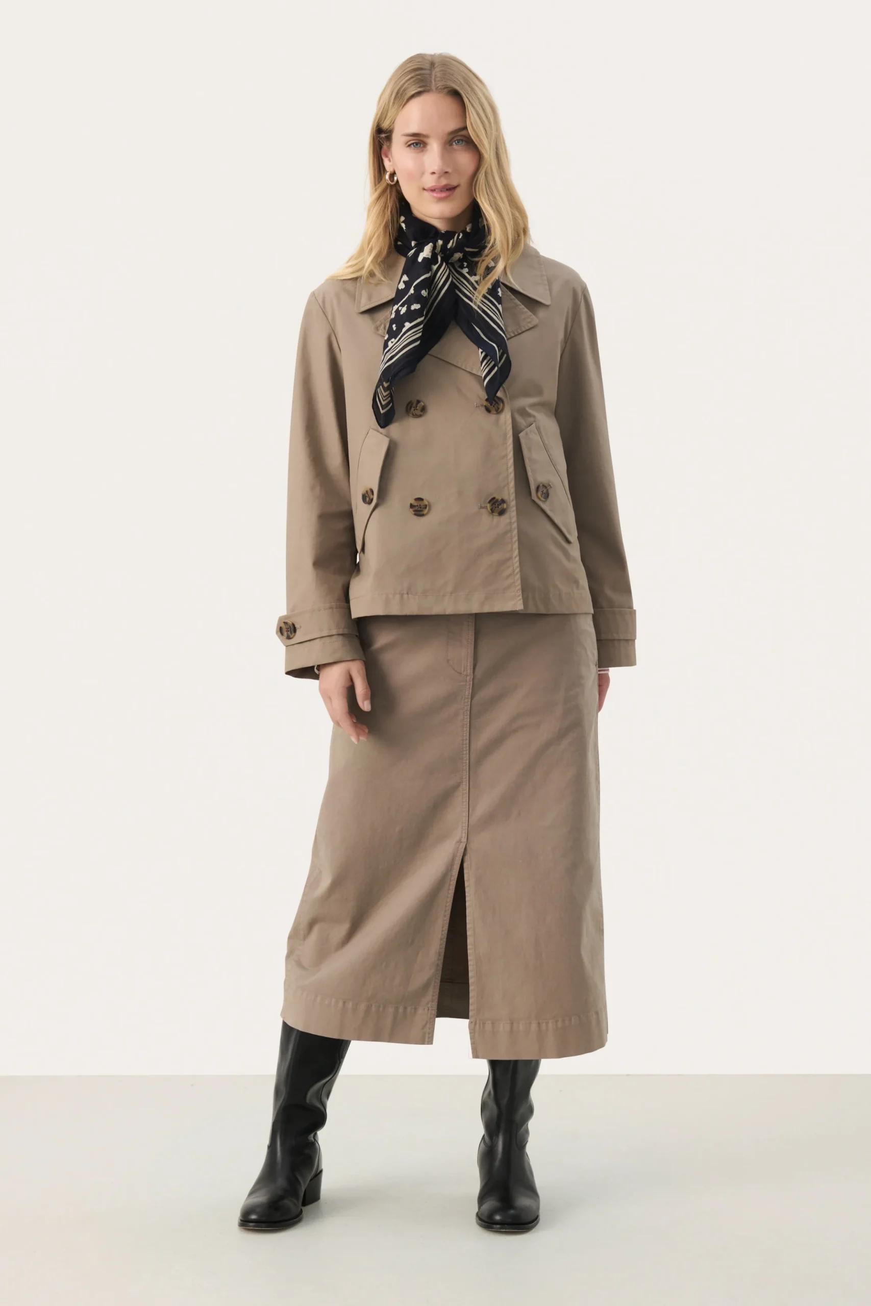 NelliPW Outerwear