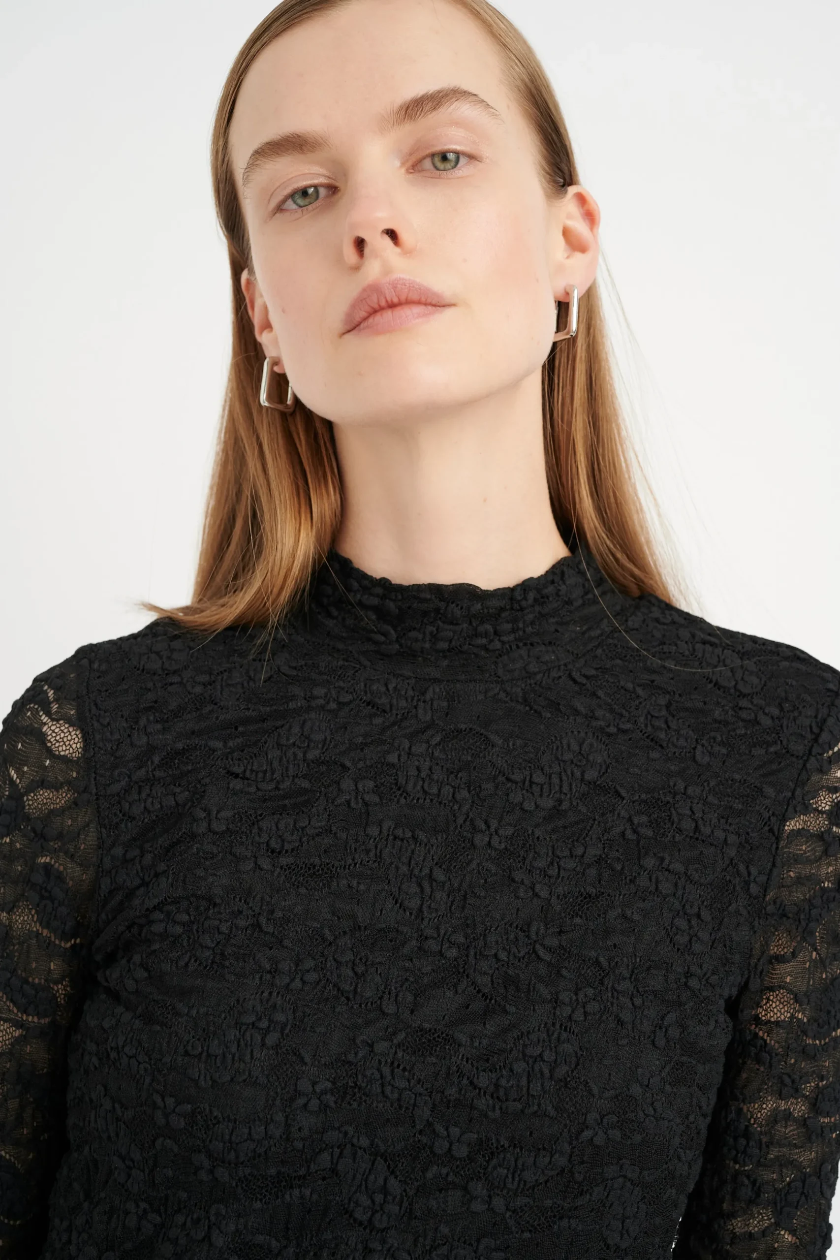 ObyIW Dress