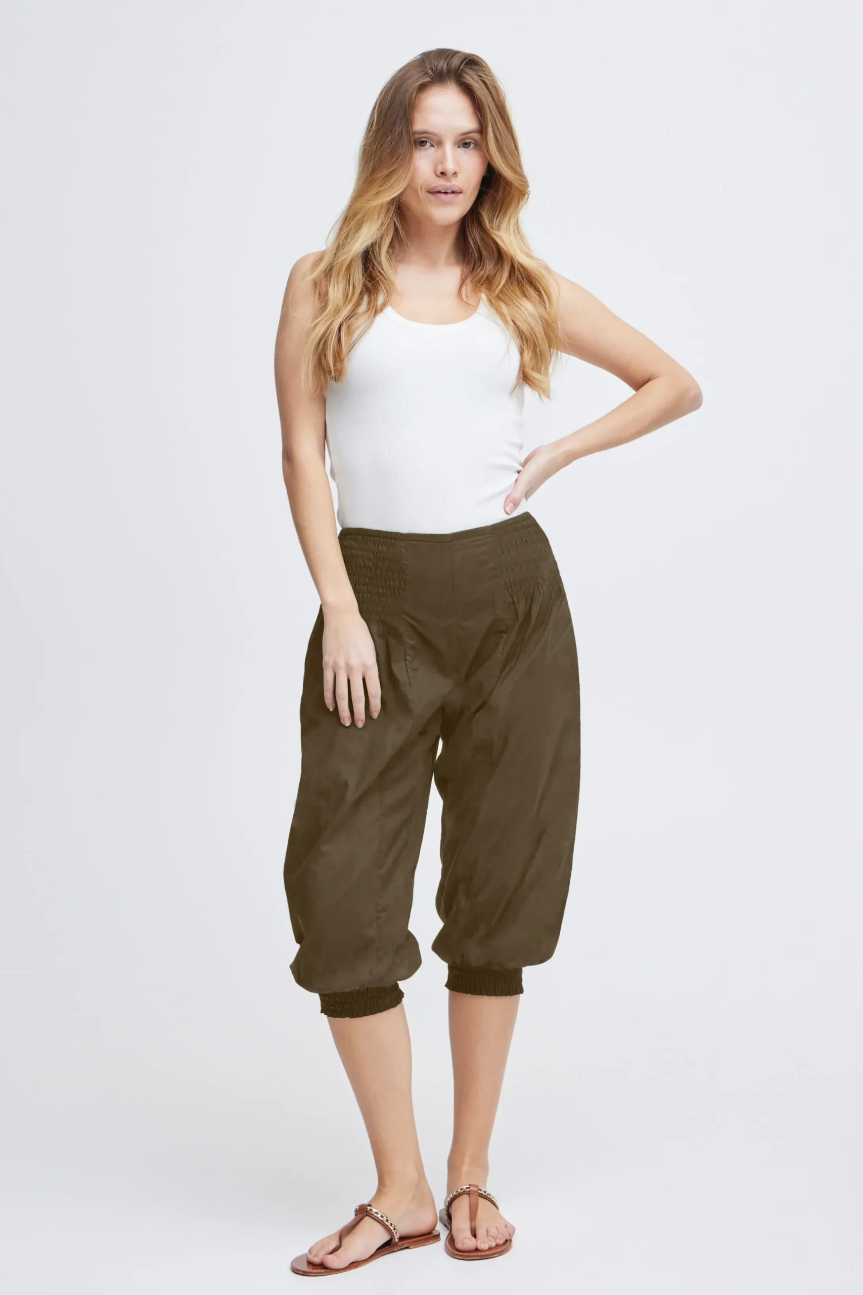 PZJILL Trousers