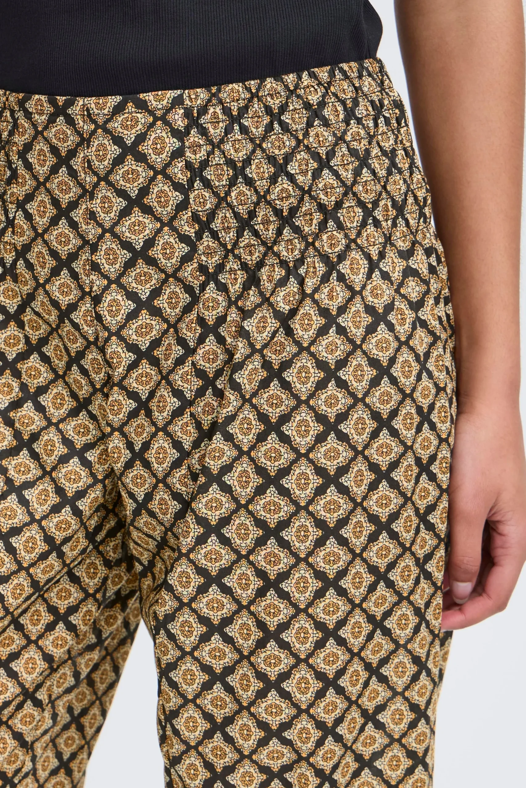 PZJILL Trousers
