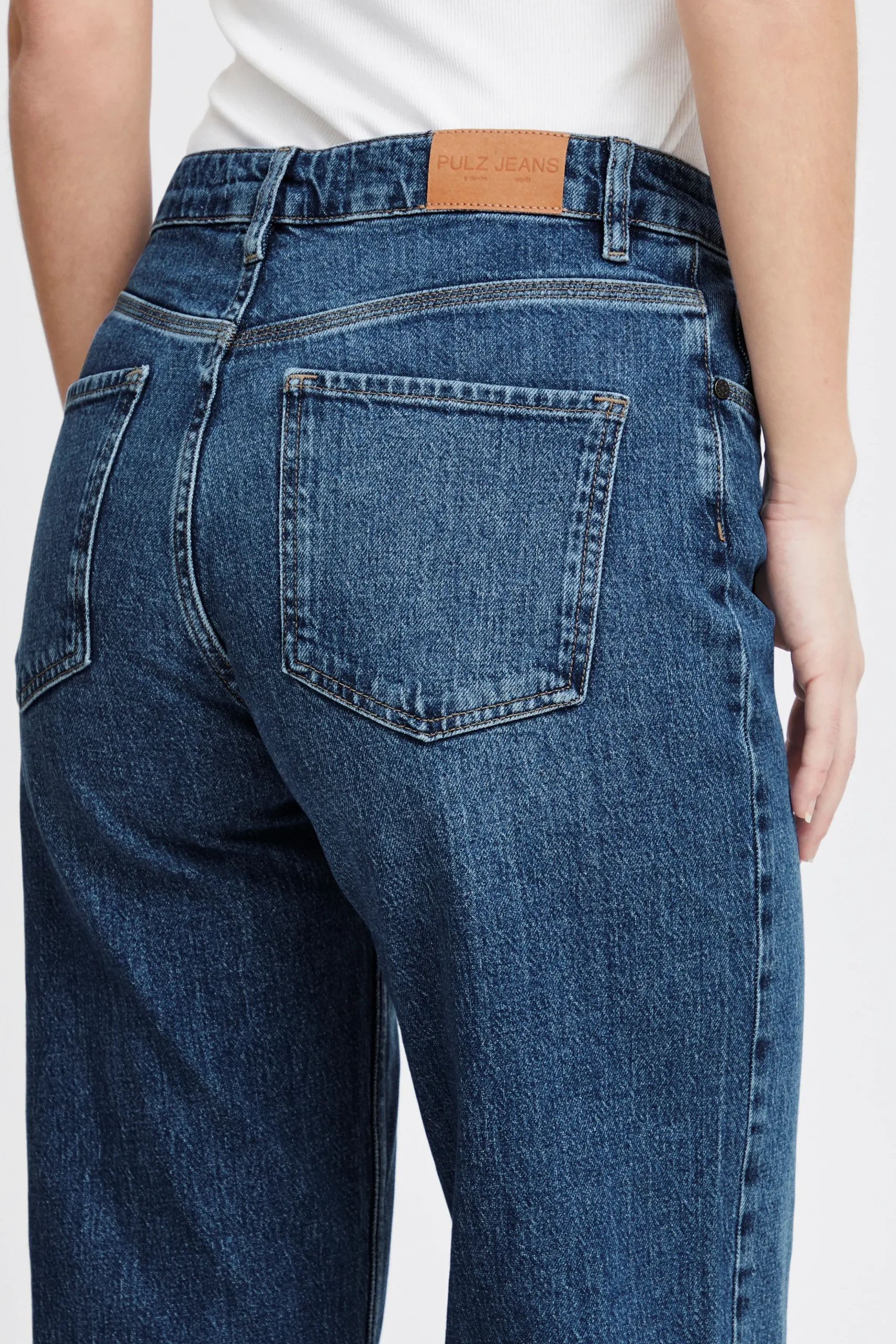 PZVEGA Jeans