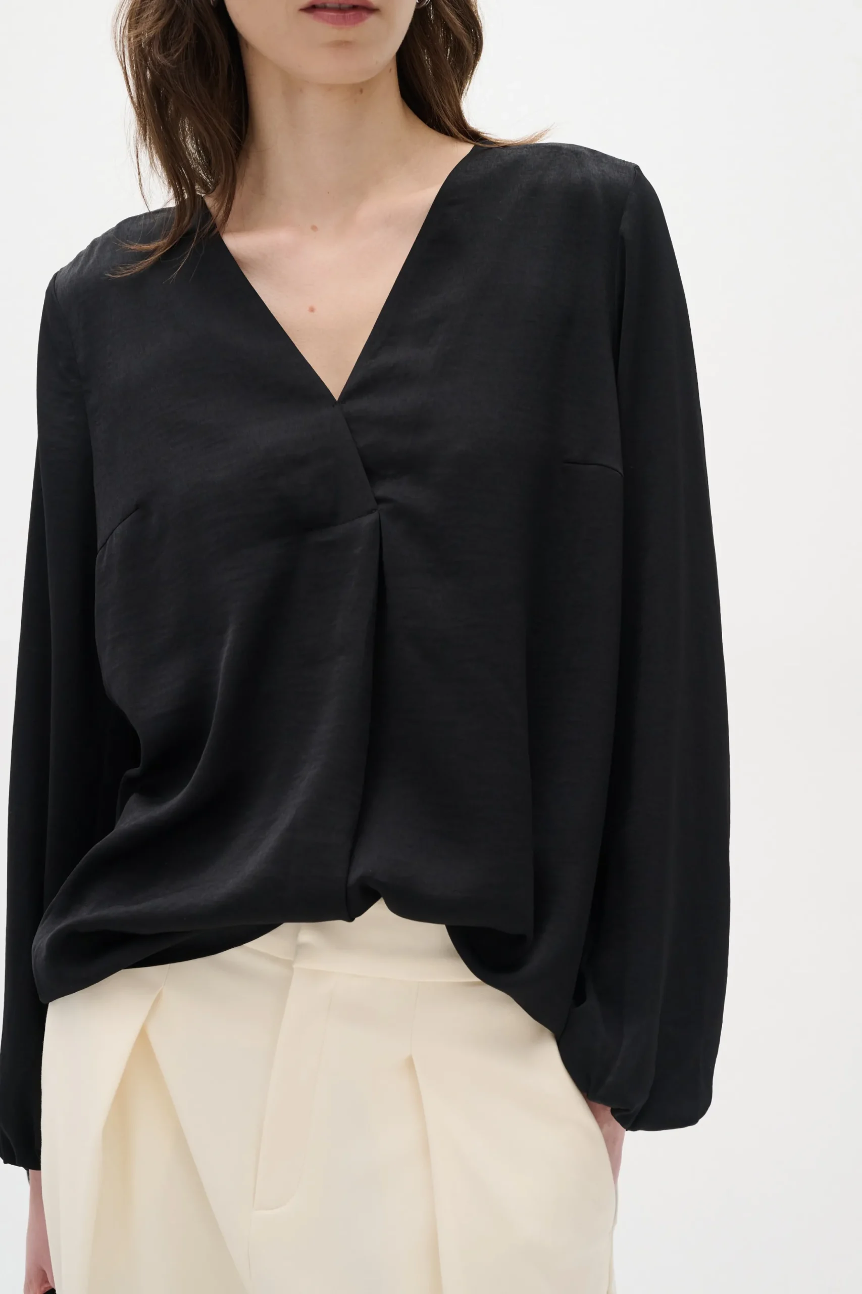 RindaIW Blouse