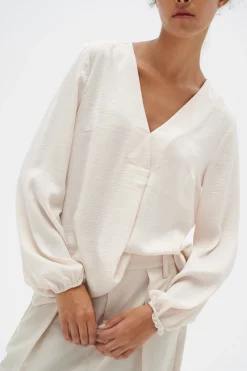 RindaIW Blouse