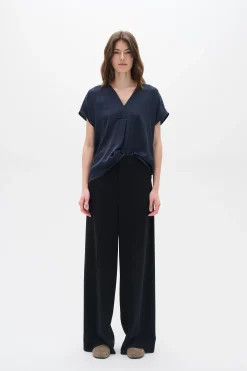 RindaIW Blouse