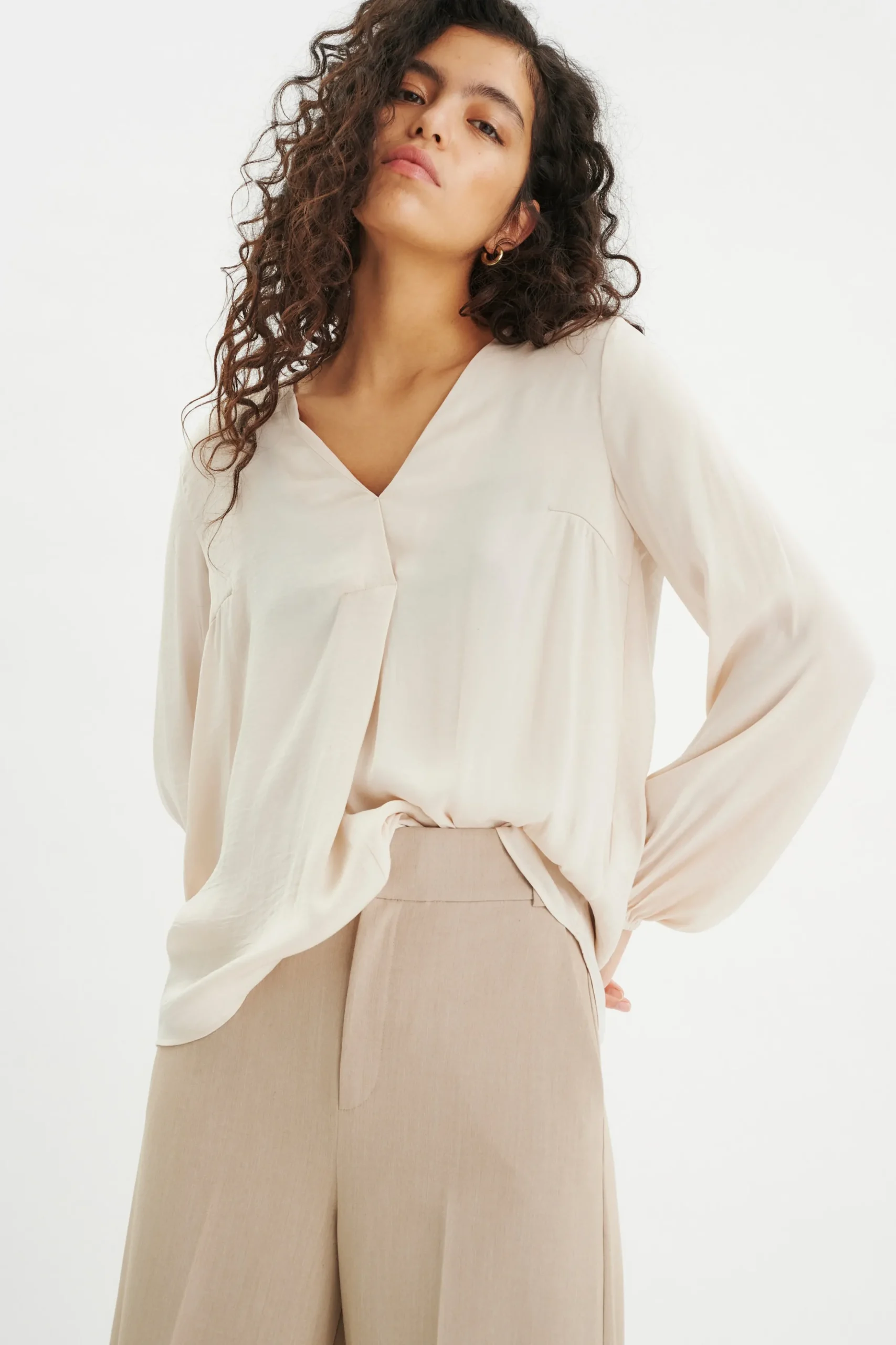 RindaIW Blouse