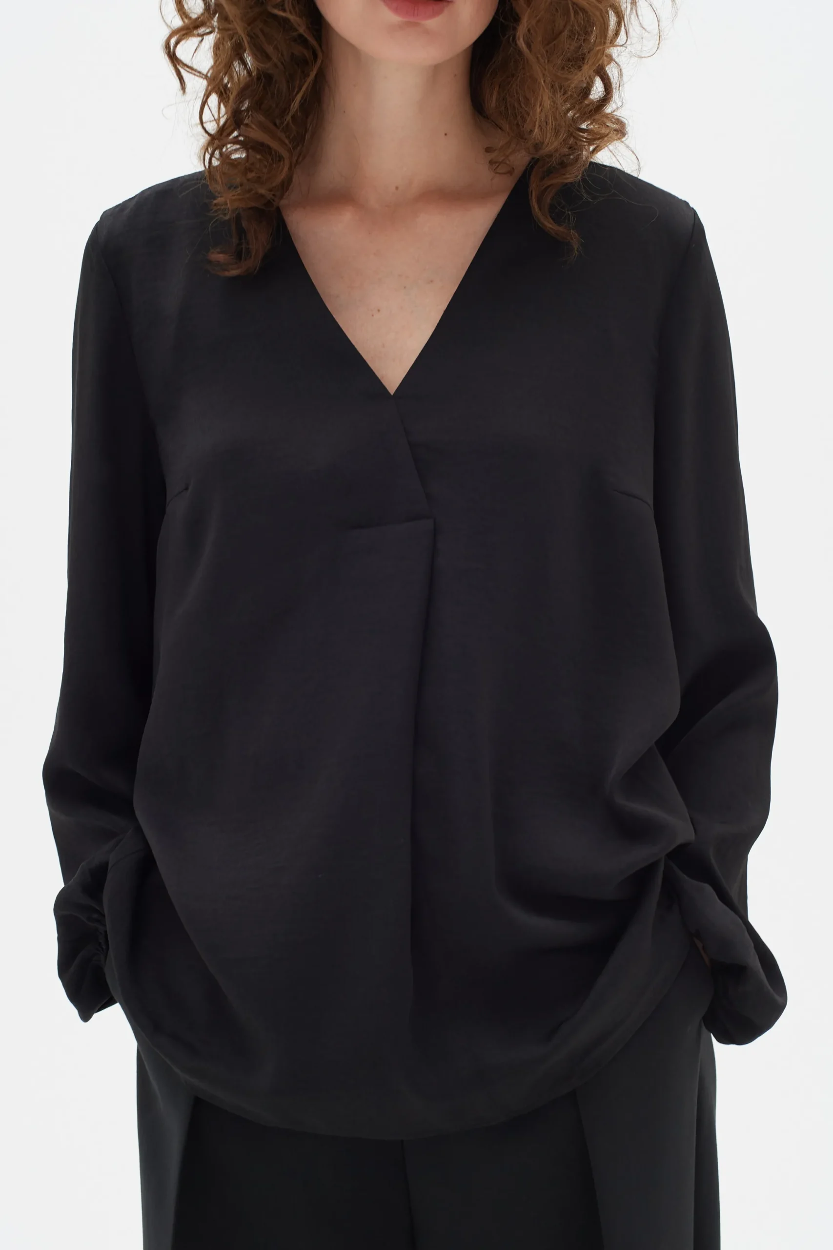 RindaIW Blouse
