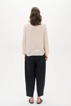 RindaIW Blouse