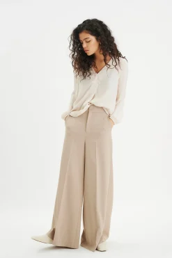 RindaIW Blouse