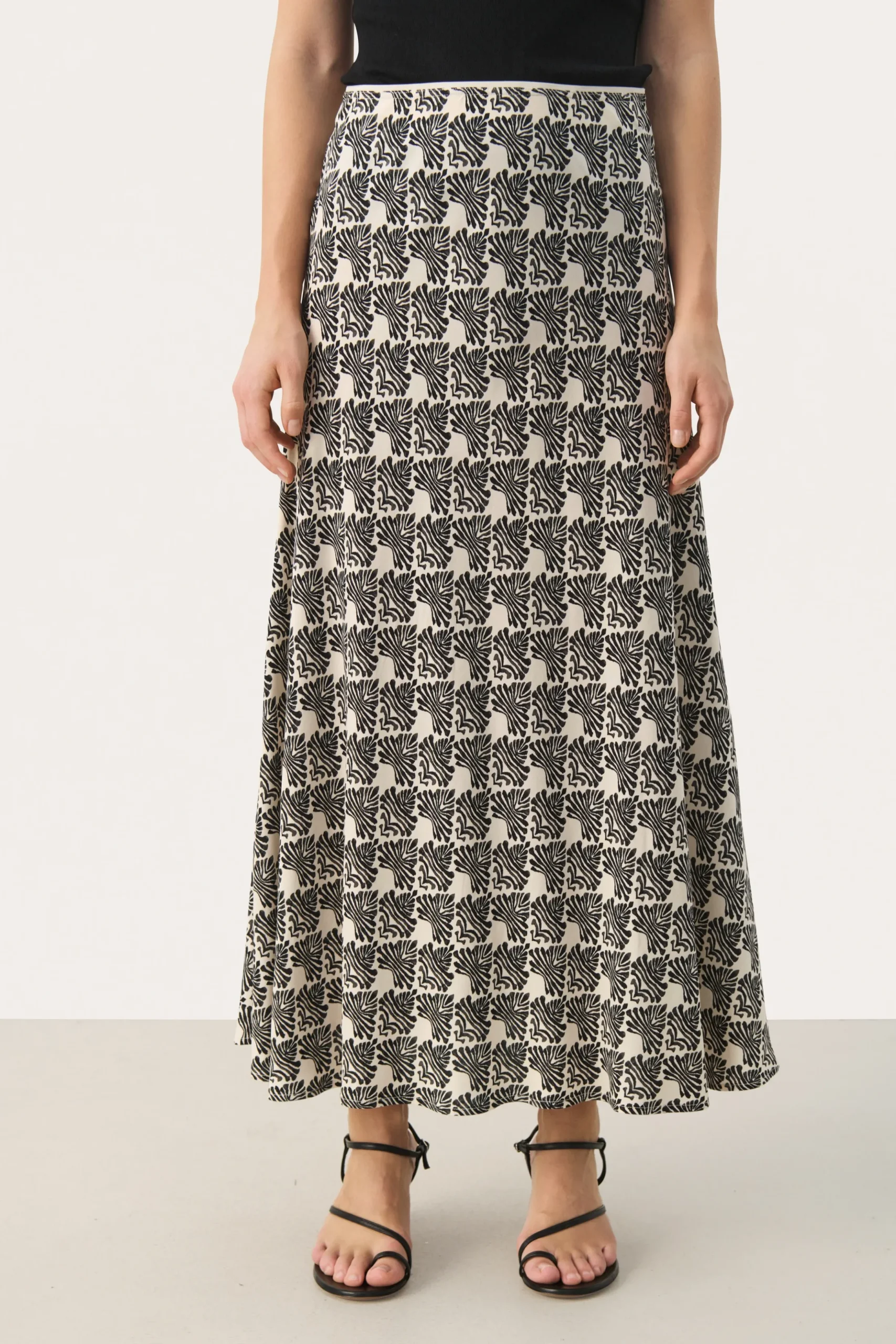 RinPW Skirt