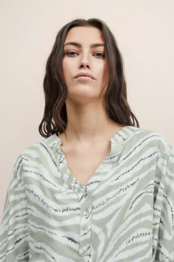 SBANIKKA Blouse