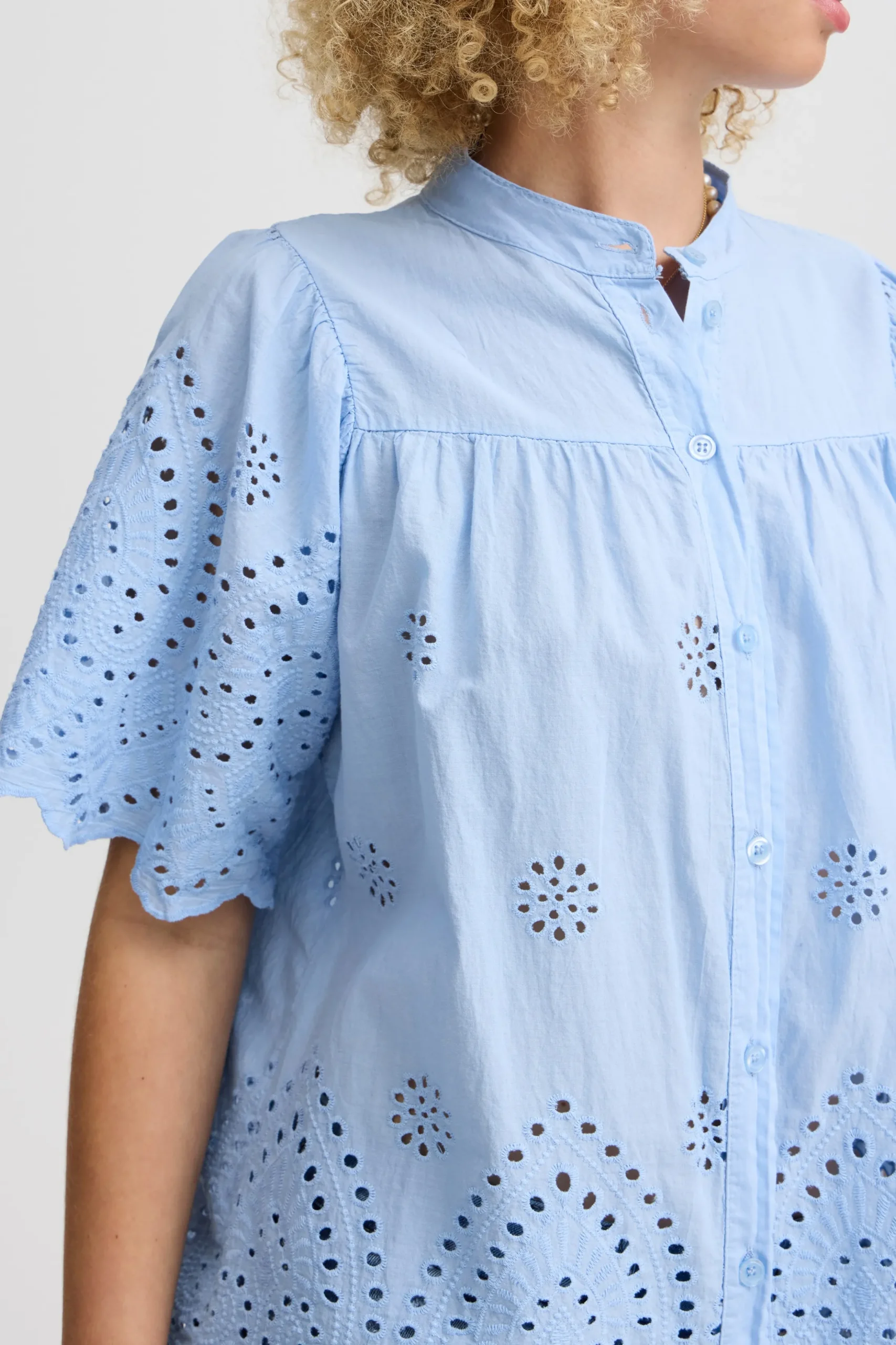 SBLEONY Blouse