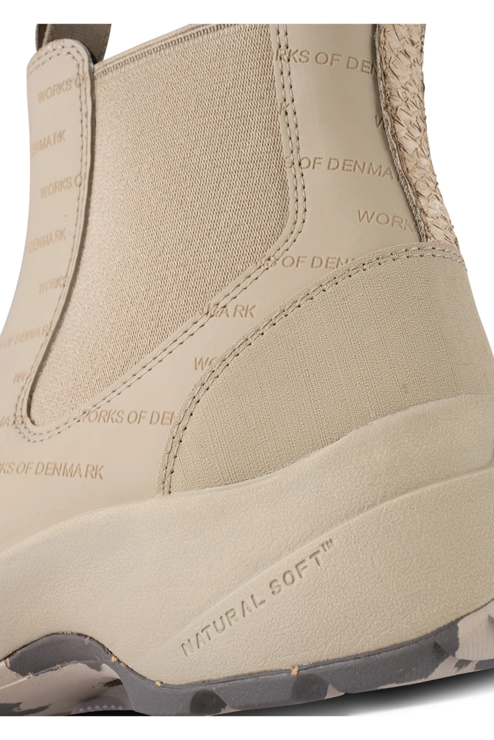Siri Boots