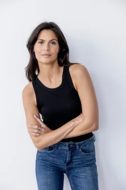 Sleeveless top