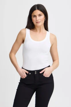 Sleeveless top