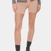 T5920, Shorts