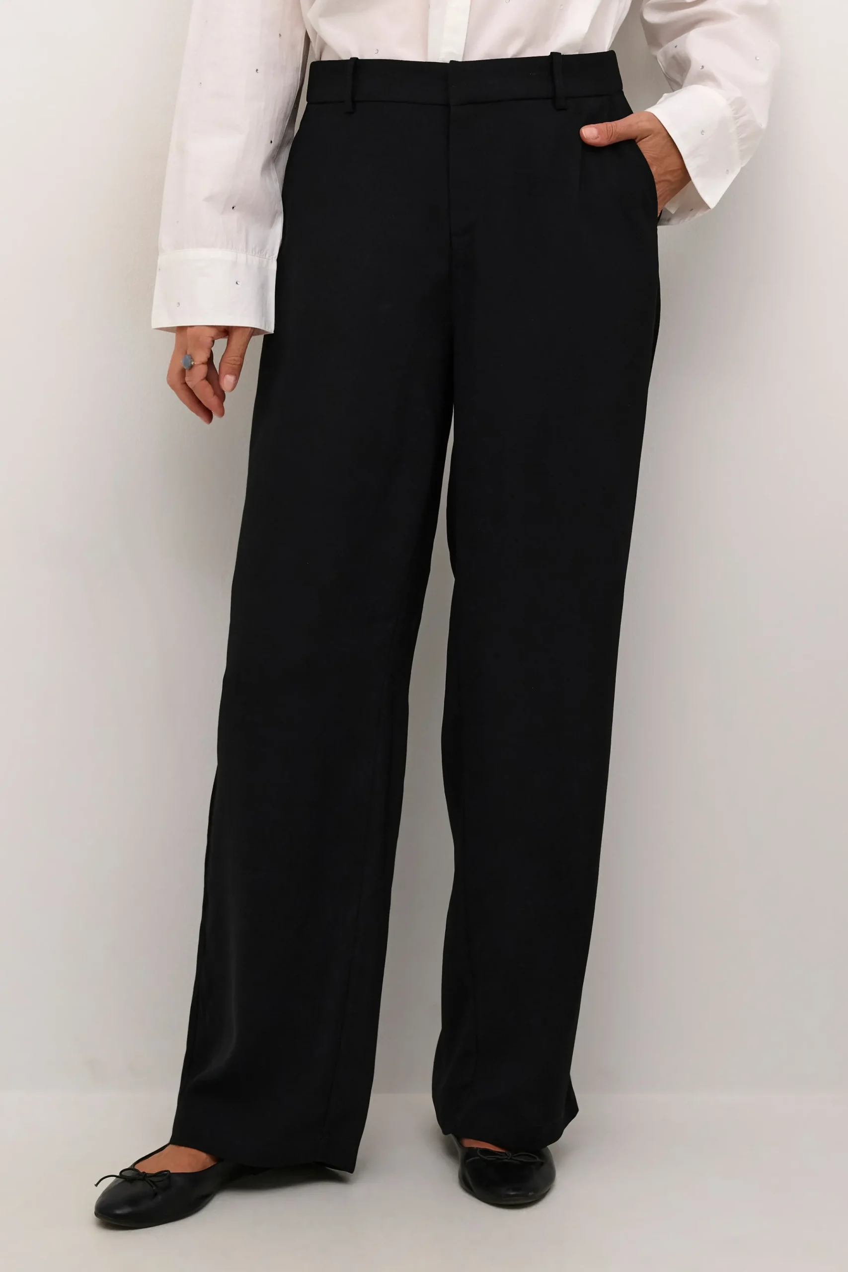 61 Trousers