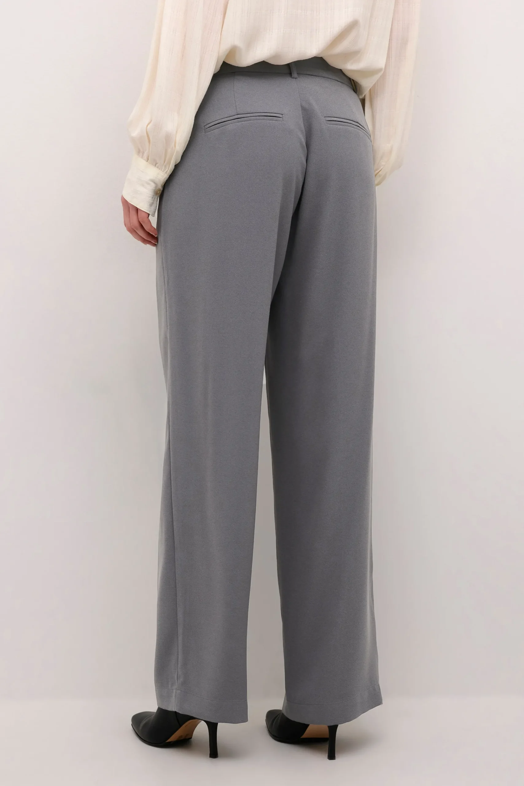 61 Trousers